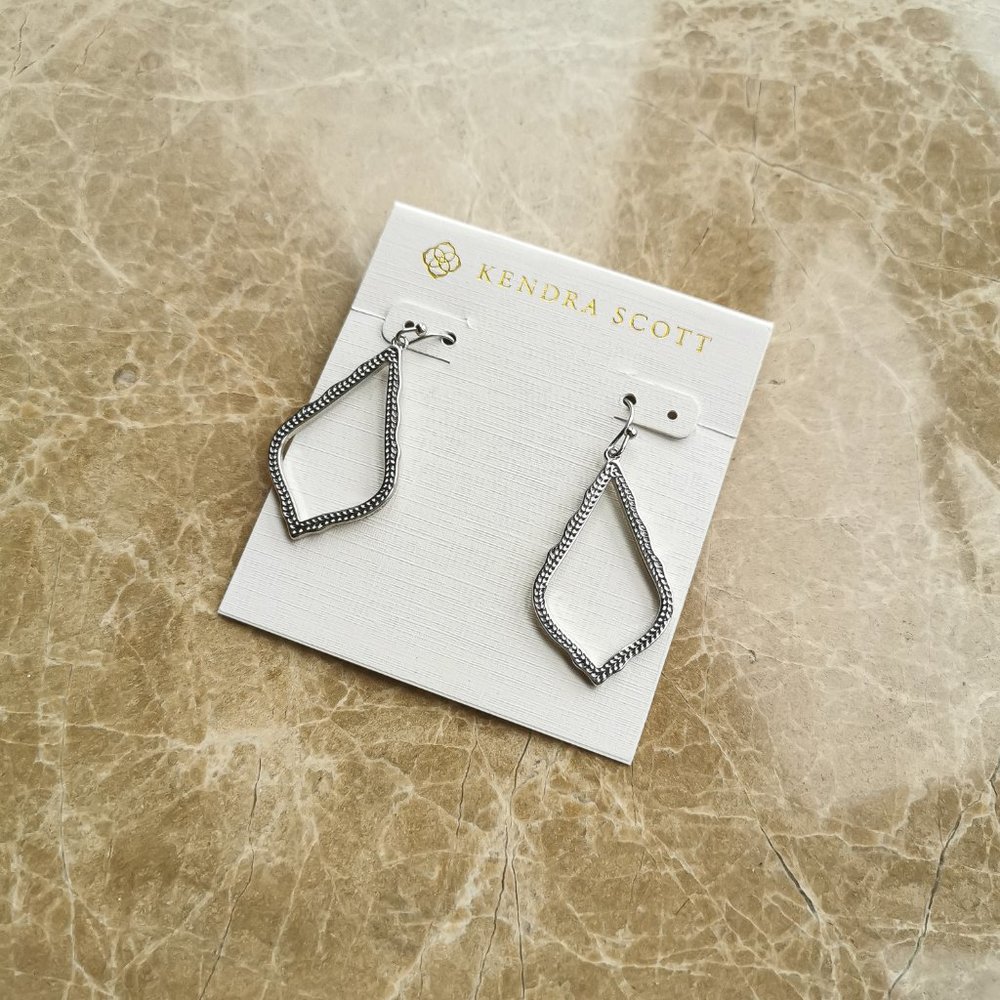 Kendra Scott Silver Sophia Small Drop Earrings